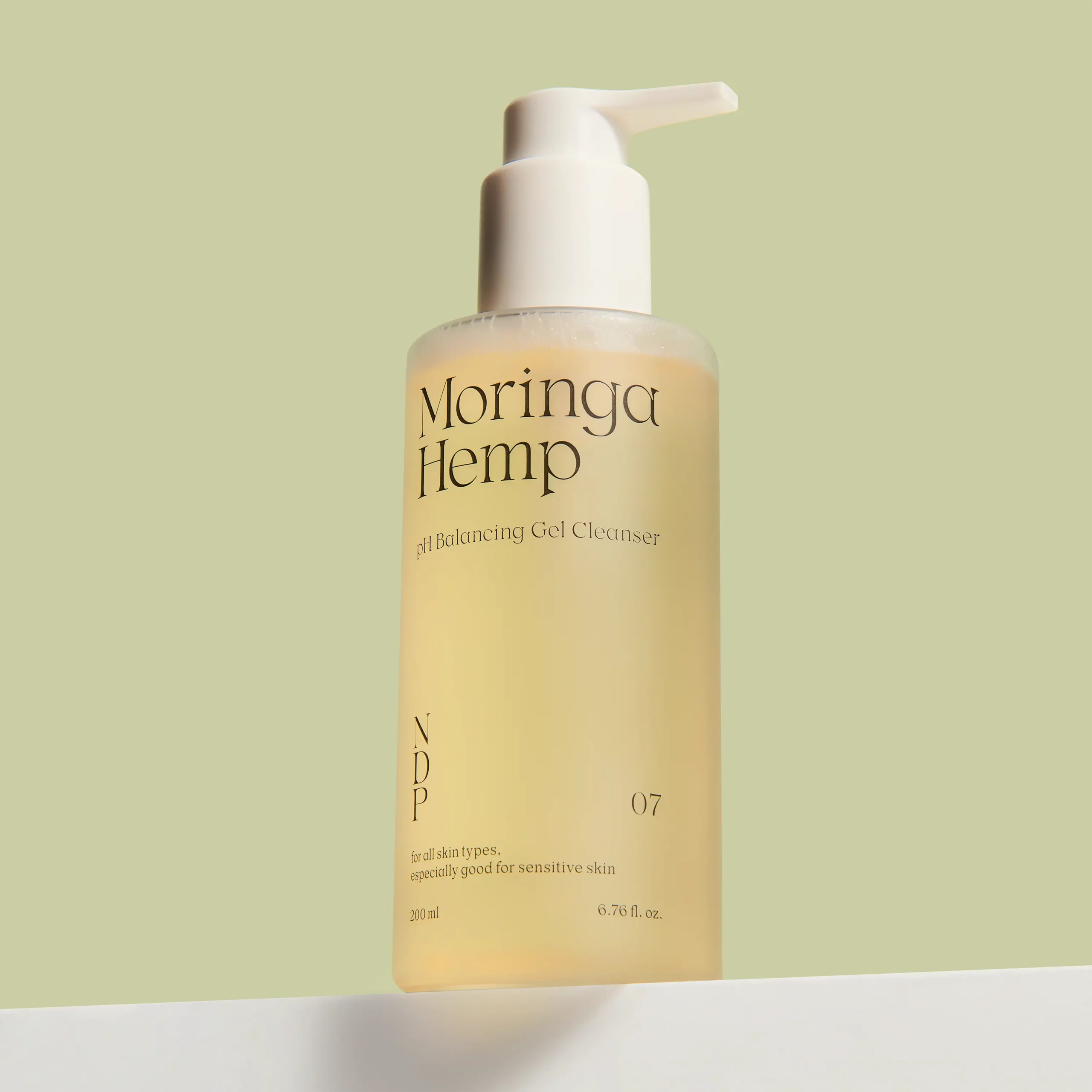 Moringa Hemp pH Balancing Gel Cleanser - Image 3